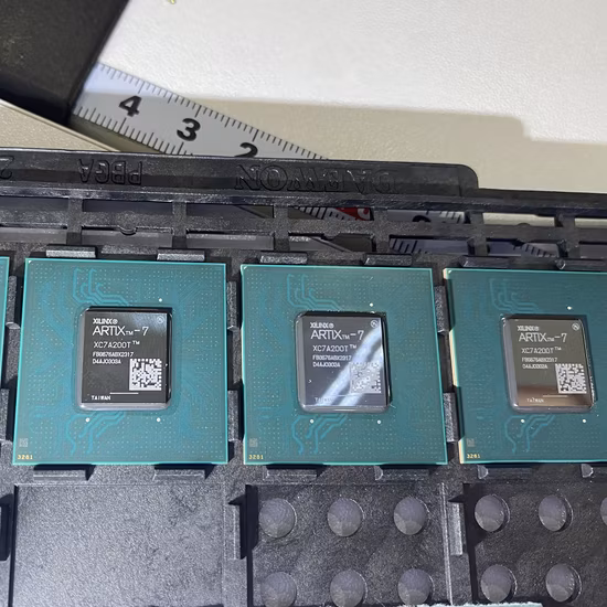 Circuito integrato originale Fpga 498 I/O 676fbga Xc6slx150-2fgg676c